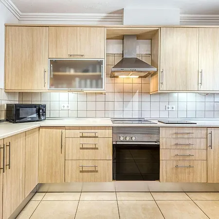 91 Adm Fabulous Townhouse With Communal Pool * Carvoeiro (Lagoa)