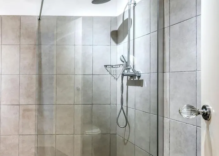 91 Adm Fabulous Townhouse With Communal Pool * Carvoeiro (Lagoa)